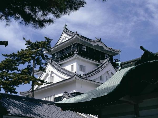 家康生誕の地　岡崎城