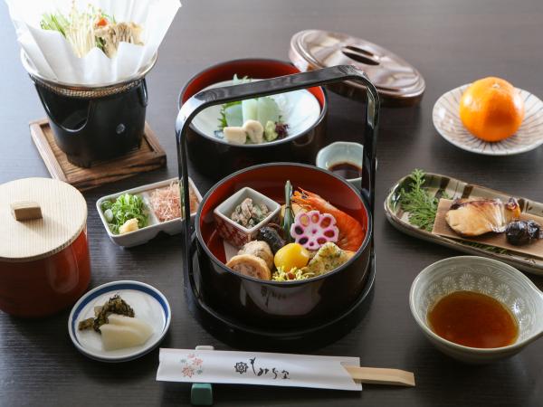 ご昼食：秋の北山　※イメージ