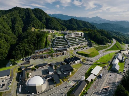 【お年玉企画B】伊勢神宮両宮初詣&VISON(ヴィソン)散策