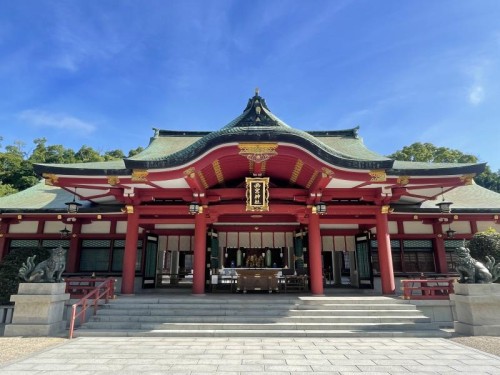 えびす宮総本社 西宮神社でご利益アップ!&名水が作り出す十割蕎麦ランチ