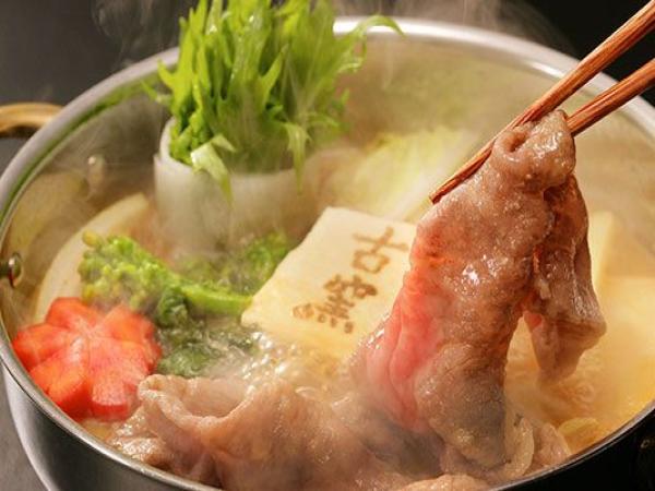 山形の食材にこだわった古窯の食事