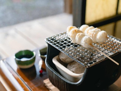 夏の魅力がいっぱい！お買物巡り＆アレンジたくさん！団子焼き体験